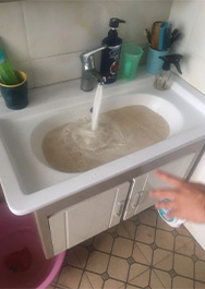 家居套房自來水管清洗